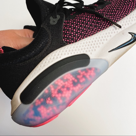 SOLD Men’s Nike Joyride Run Flyknit - Picture 7 of 14